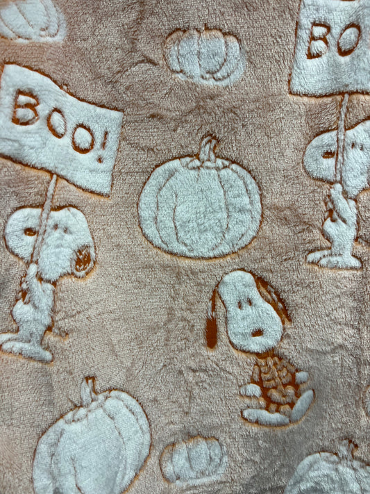Snoopy Orange Wearable Blanket